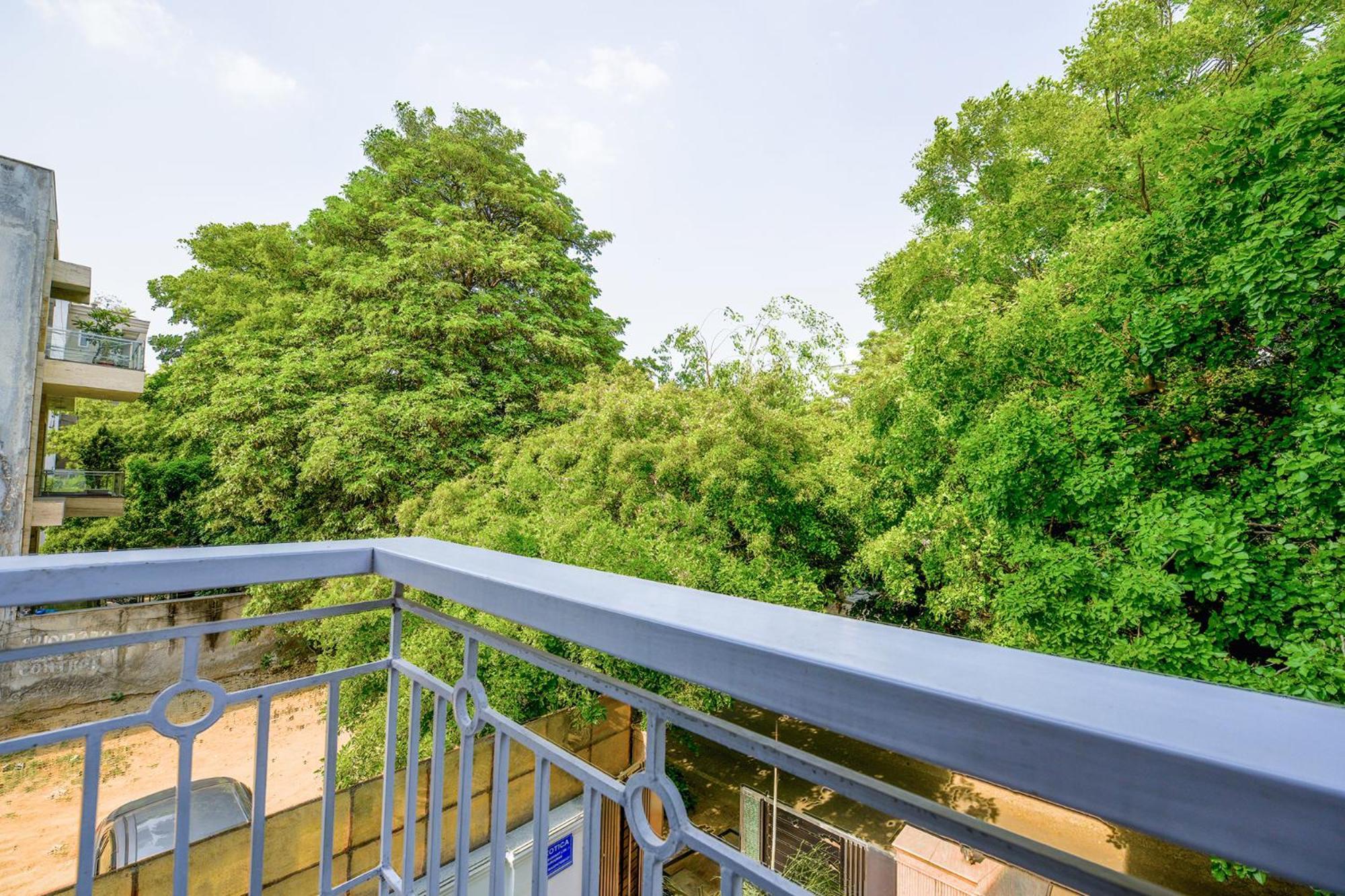 Hotel Exotica Leisure Valley, Gurgaon Ngoại thất bức ảnh