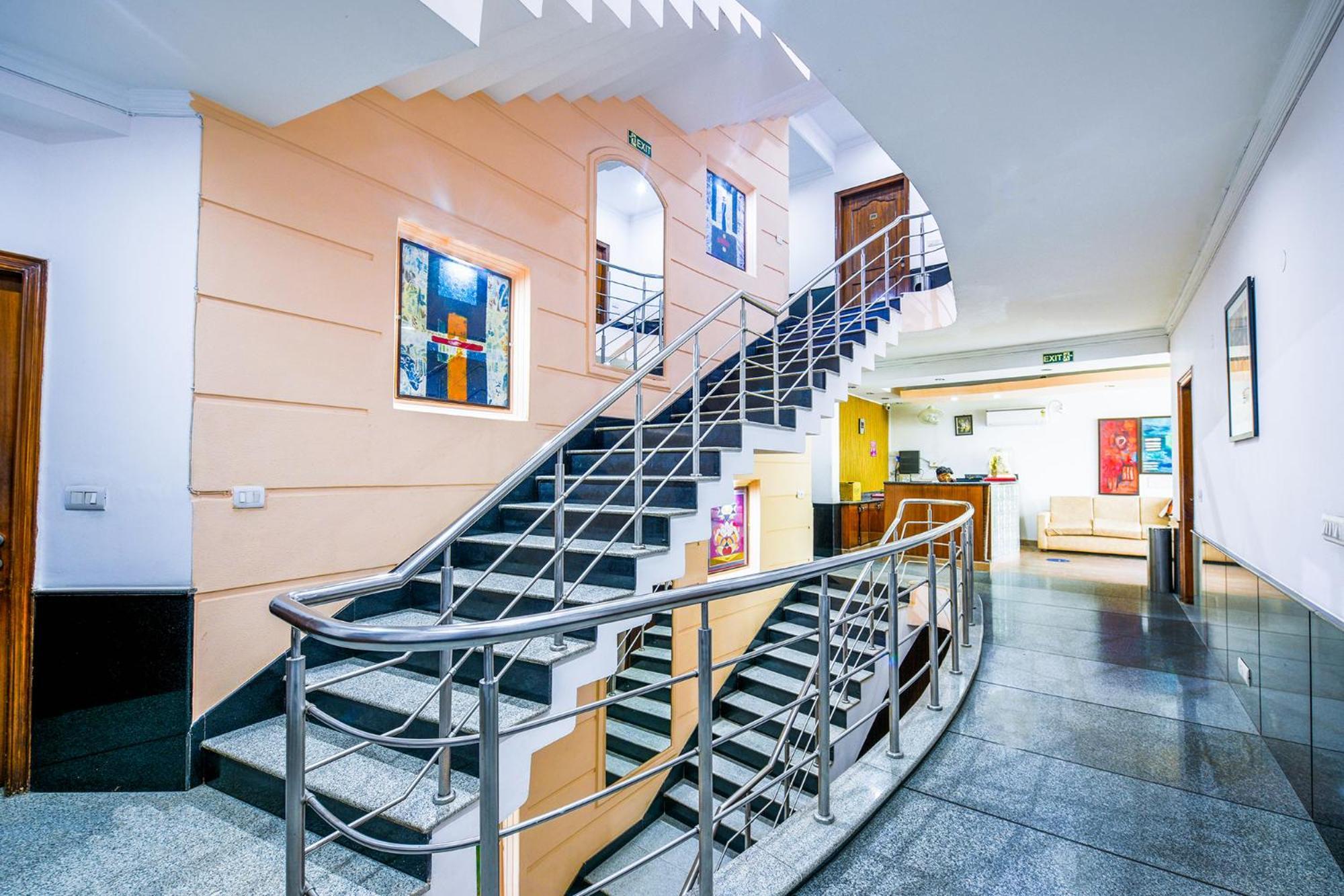 Hotel Exotica Leisure Valley, Gurgaon Ngoại thất bức ảnh